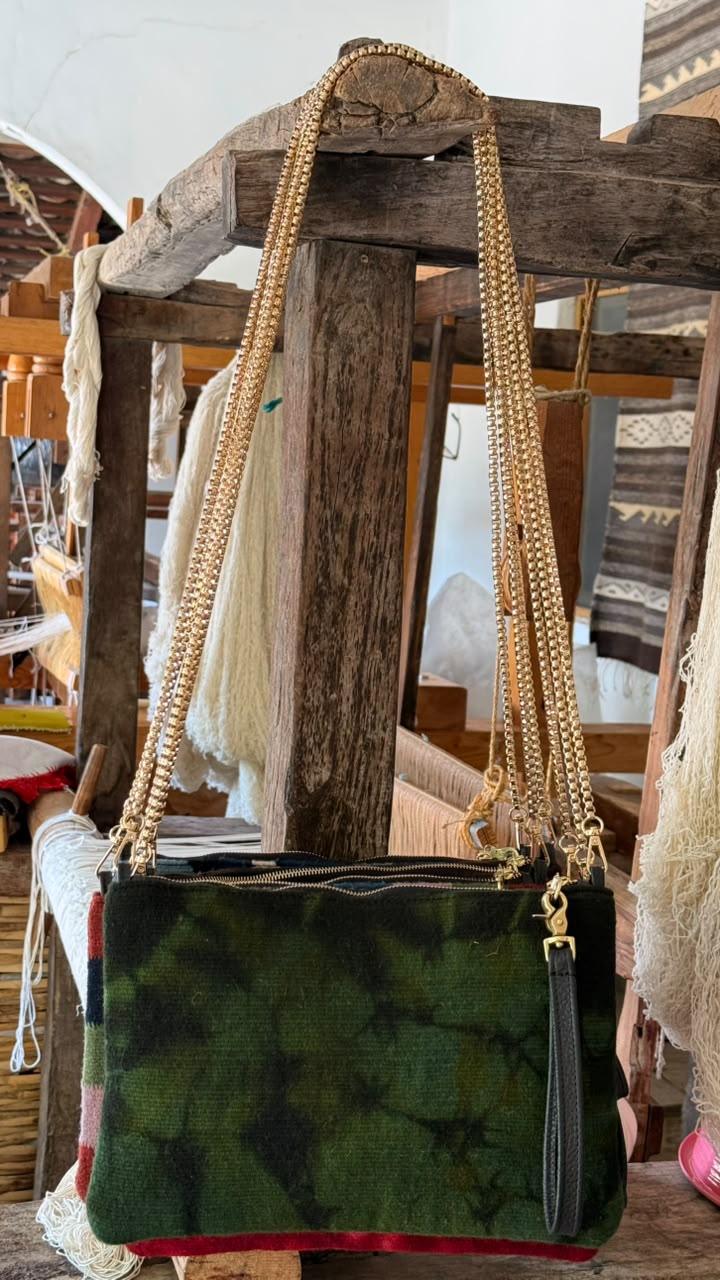 Hand Woven Handbag - Evergreen